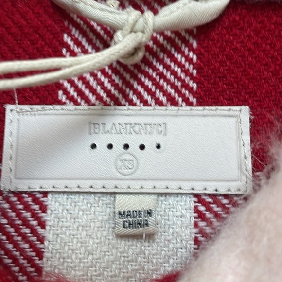 Blank NYC Women's cropped shacket jacket XS Pink Red white plaid NWT - Picture 5 of 11